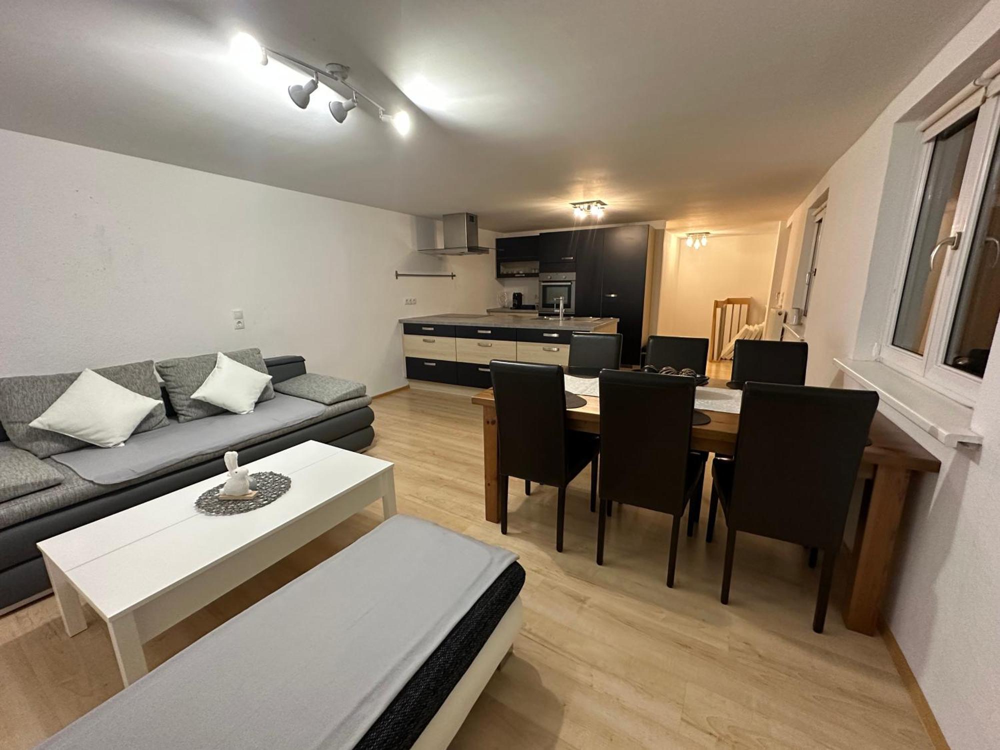 Maisonette-Apartment Mit Grosser Terrasse Im Zentrum Von Bregenz Ngoại thất bức ảnh